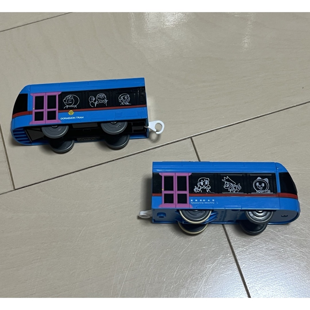 Takara Tomy(タカラトミー)のドラえもんトラム　プラレール キッズ/ベビー/マタニティのおもちゃ(電車のおもちゃ/車)の商品写真