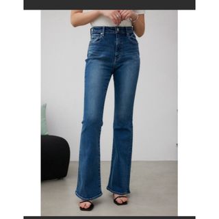 アズールバイマウジー(AZUL by moussy)の新品未使用　今期　完売品　AZUL DENIMフレアデニム(デニム/ジーンズ)