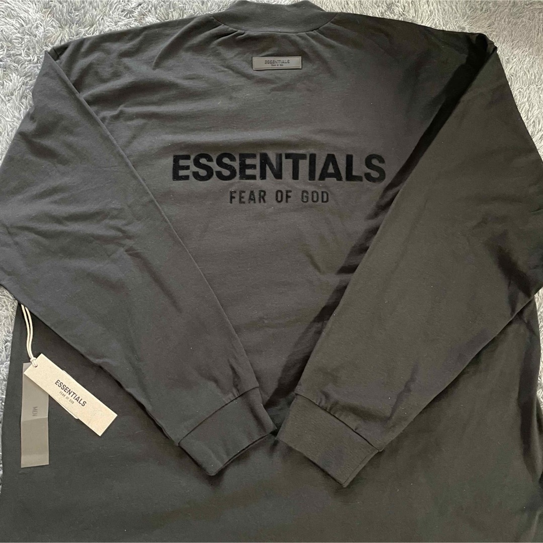 FEAR OF GOD(フィアオブゴッド)のFOG Essentials ロンT メンズのトップス(Tシャツ/カットソー(七分/長袖))の商品写真