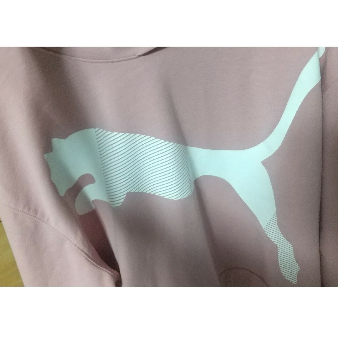 PUMA(プーマ)のPUMAパーカー レディースのトップス(パーカー)の商品写真