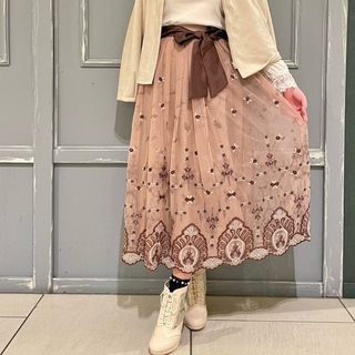 美品✨axes femme アクシーズファム チュールカラー刺繍スカート ピンク