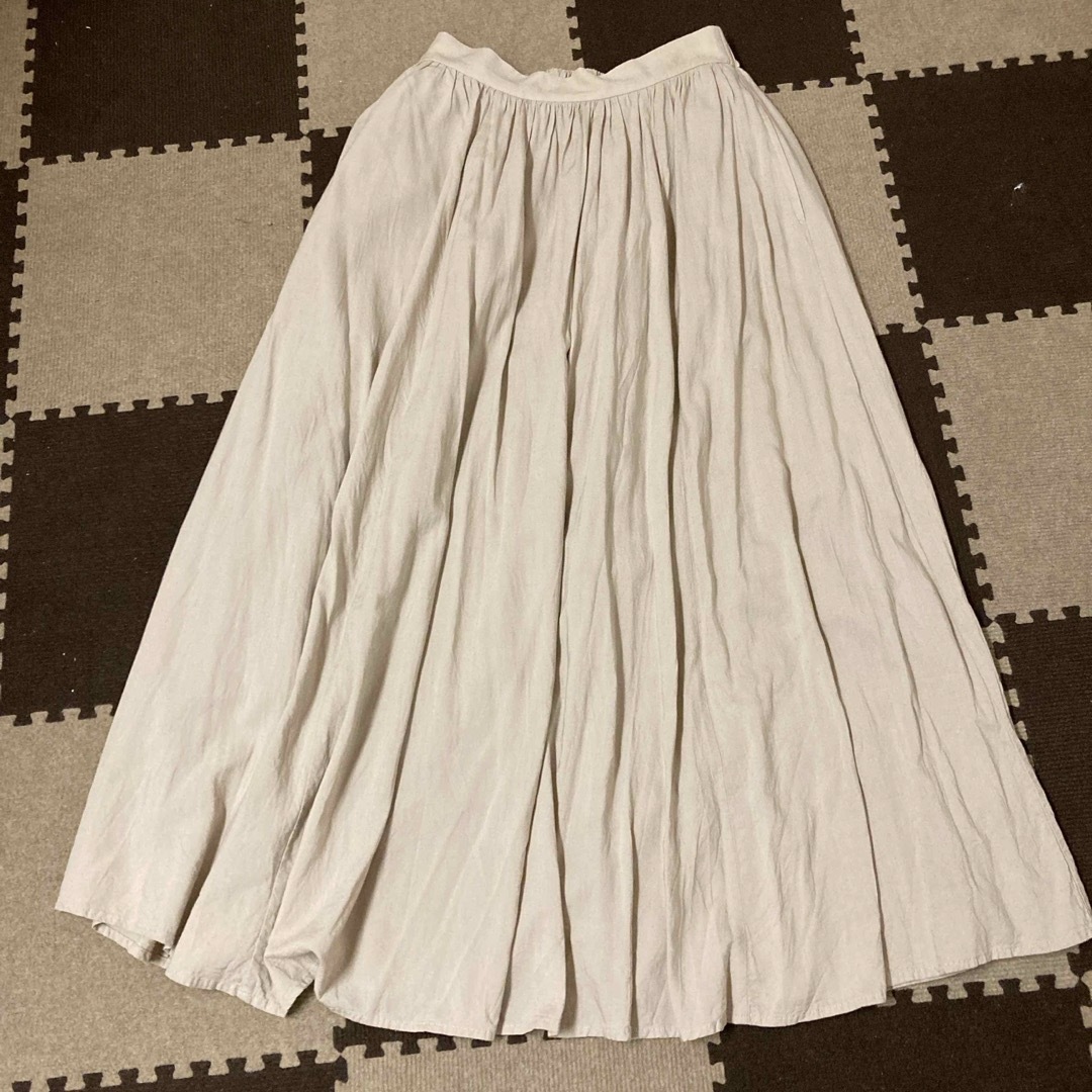 grove  グローブ　ロングスカート　ベージュ　M レディースのスカート(ロングスカート)の商品写真