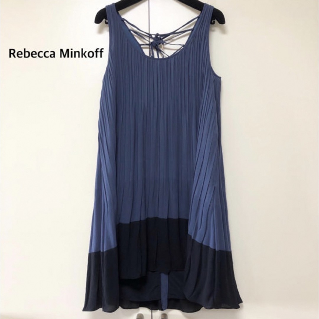 Rebecca Minkoff(レベッカミンコフ)のREBECCAMINKOFF プリーツミニドレス レディースのフォーマル/ドレス(ミニドレス)の商品写真