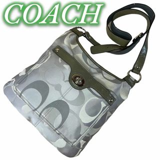 コーチ(COACH)の美品　COACH　斜めがけショルダーバッグ　ターンロック　グレー　F17479(ショルダーバッグ)