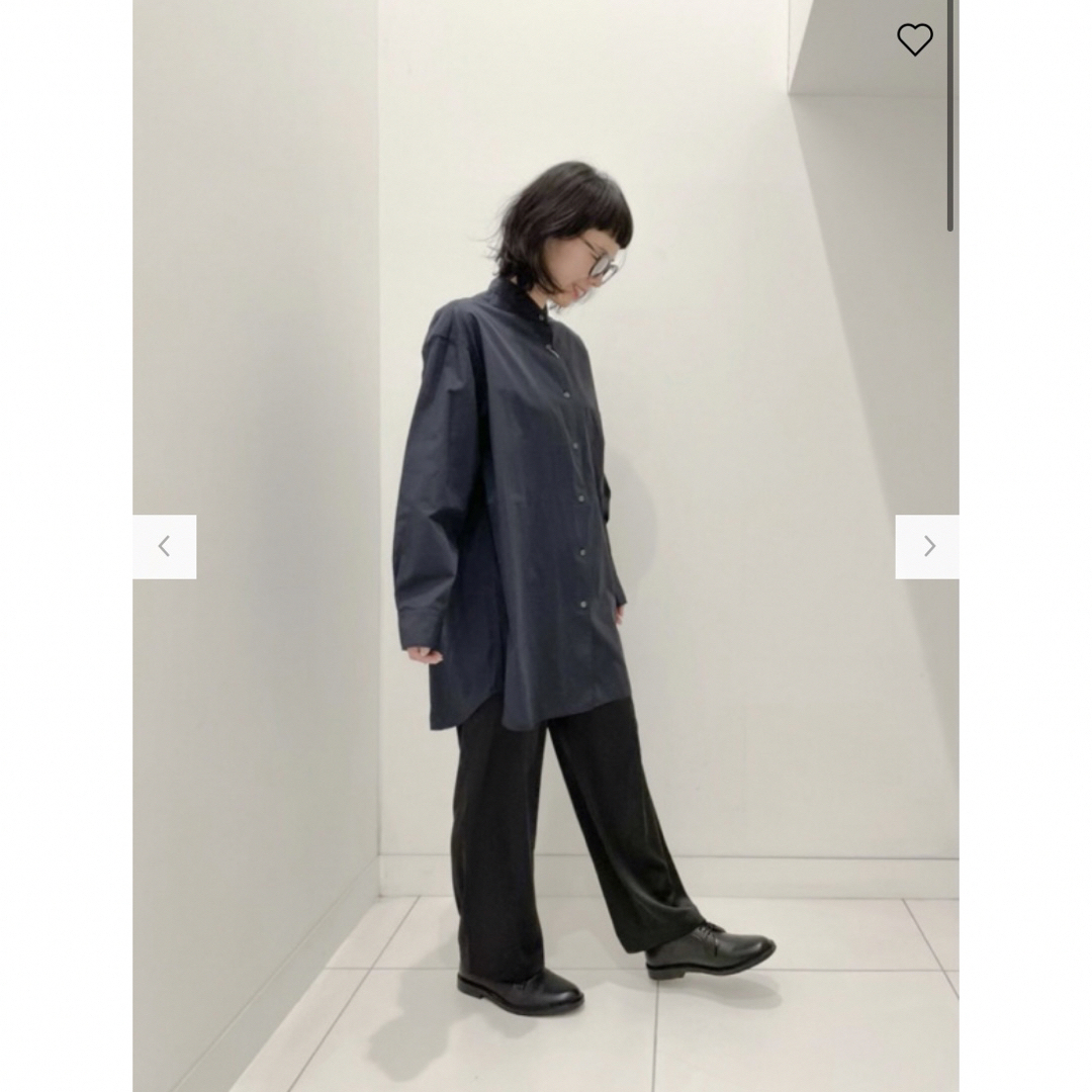 UNIQLO(ユニクロ)のUNIQLO U ユニクロユー オーバーサイズシャツ ダークグレー Mサイズ レディースのトップス(シャツ/ブラウス(長袖/七分))の商品写真