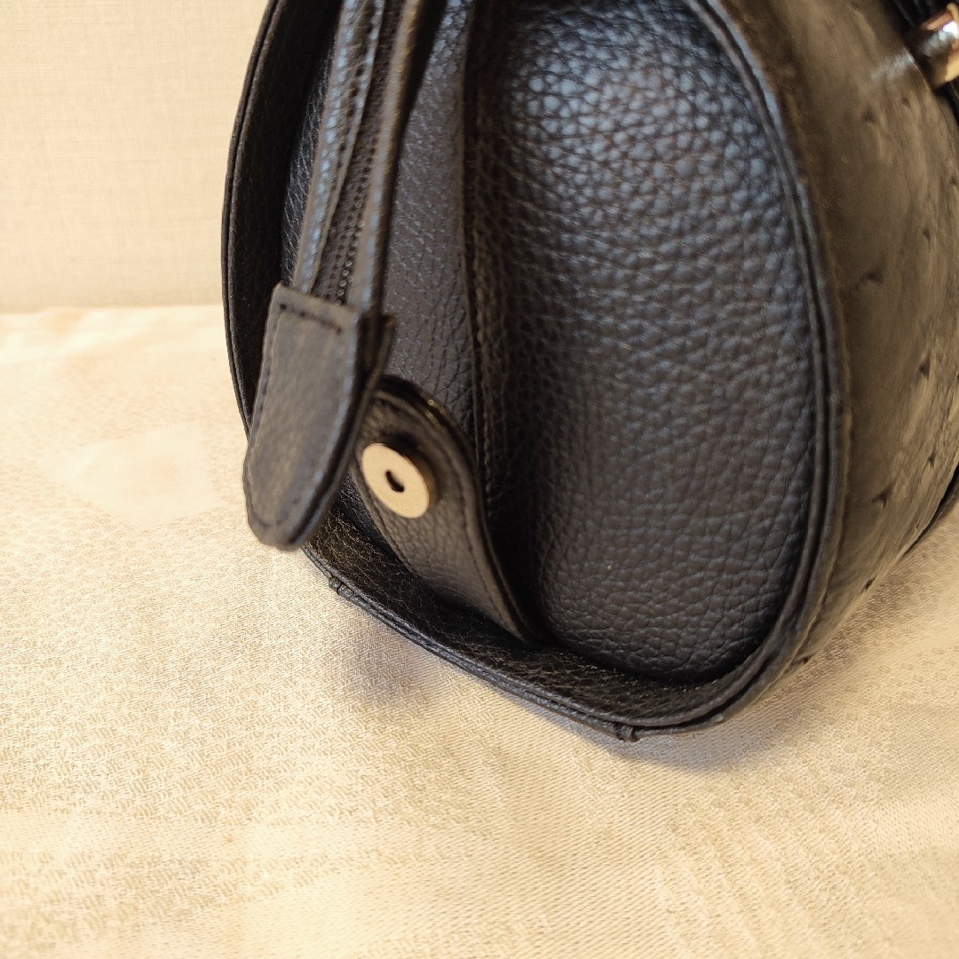 OSTRICH(オーストリッチ)の高級✨オーストリッチ　ハンドバッグ　黒　ブラック　ダチョウ革 ミニボストンバッグ レディースのバッグ(ハンドバッグ)の商品写真