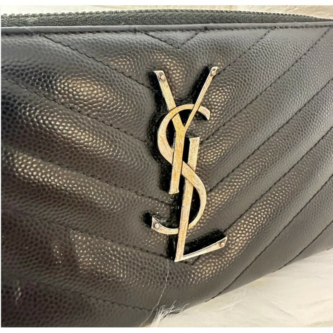 Yves Saint Laurent(イヴサンローラン)の人気商品 イヴサンローランパリ 長財布 カサンドラ Vステッチ キャビアスキン レディースのファッション小物(財布)の商品写真