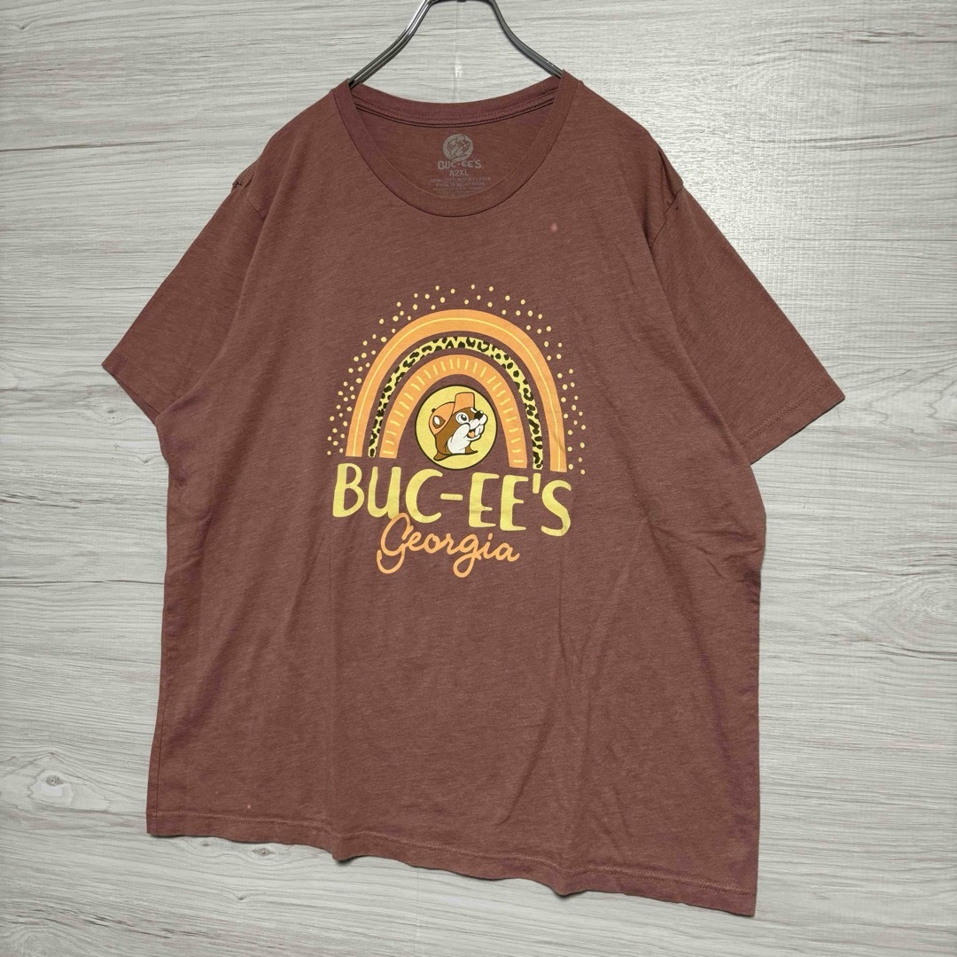 【入手困難】Buc-ee's バッキーズ Tシャツ　2XLサイズ　センターロゴ メンズのトップス(Tシャツ/カットソー(半袖/袖なし))の商品写真