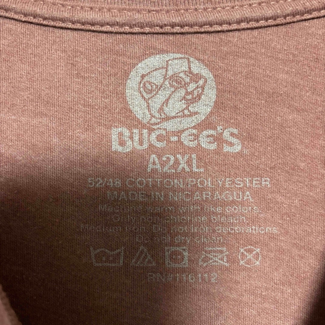 【入手困難】Buc-ee's バッキーズ Tシャツ　2XLサイズ　センターロゴ メンズのトップス(Tシャツ/カットソー(半袖/袖なし))の商品写真