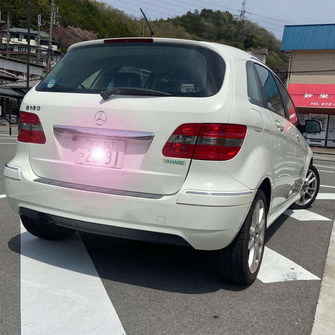 ✳️ベンツ　B１８０　車検７年７月　ナビ、テレビ 自動車/バイクの自動車(車体)の商品写真