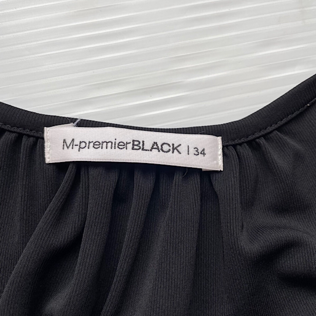 M-premier(エムプルミエ)のM-PREMIER BLACK エムプルミエ　カットソー　黒　ブラック　34 レディースのトップス(カットソー(半袖/袖なし))の商品写真