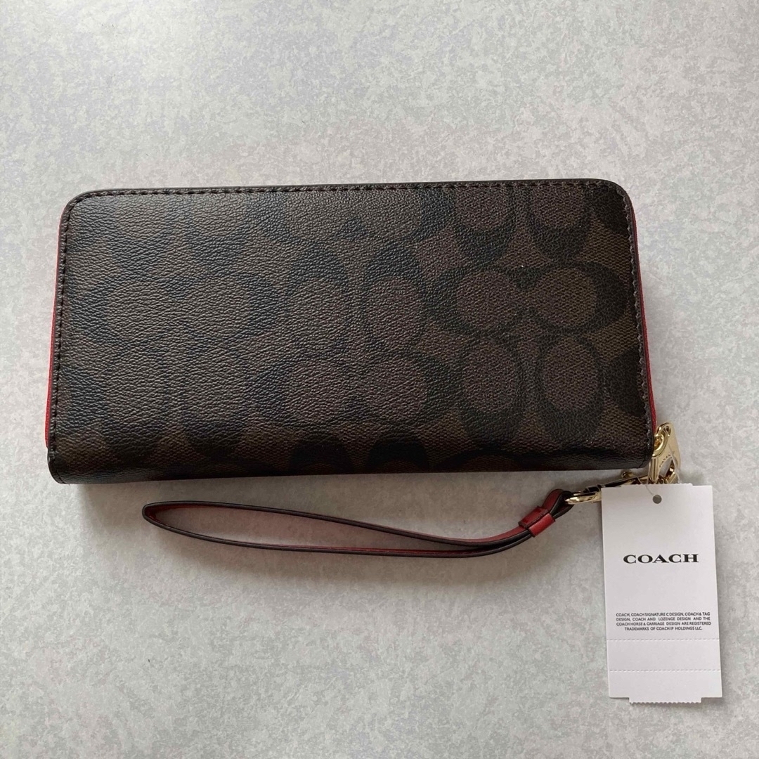 　COACH   C4452 シグネチャ　ラウンドファスナー長財布　アウトレット レディースのファッション小物(財布)の商品写真