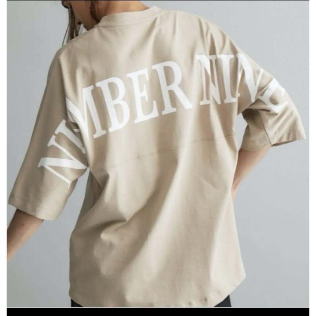 NUMBER (N)INE(ナンバーナイン)の【NUMBER (N)INE】ビッグシルエット ロゴ バックプリントTシャツ メンズのトップス(Tシャツ/カットソー(七分/長袖))の商品写真