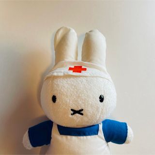 miffy - ブルーナシリーズ　看護婦ドール　ミッフィー　ぬいぐるみ　セキグチ