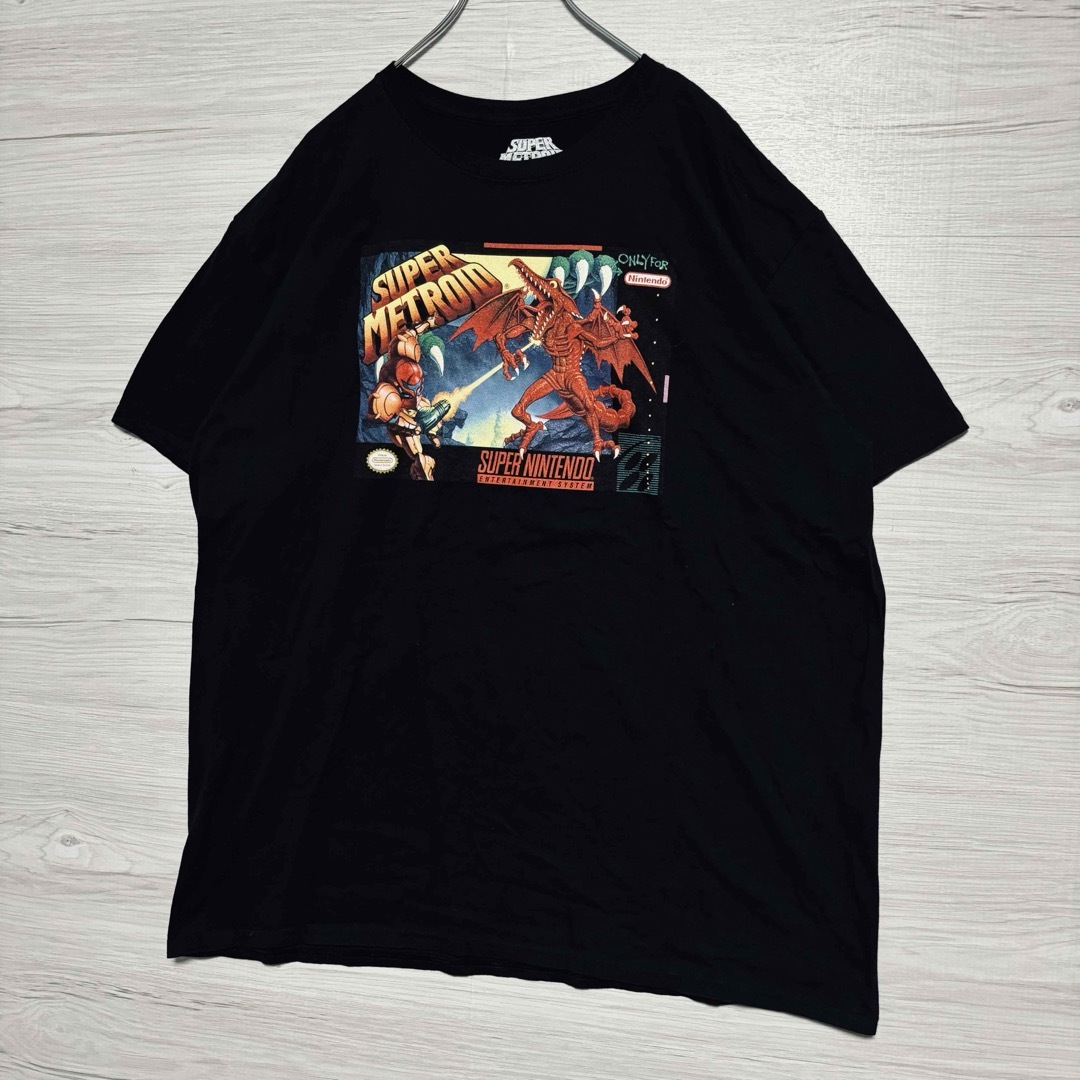 任天堂(ニンテンドウ)の【入手困難】SUPER METROID メトロイド　Tシャツ　2XLサイズ　海外 メンズのトップス(Tシャツ/カットソー(半袖/袖なし))の商品写真