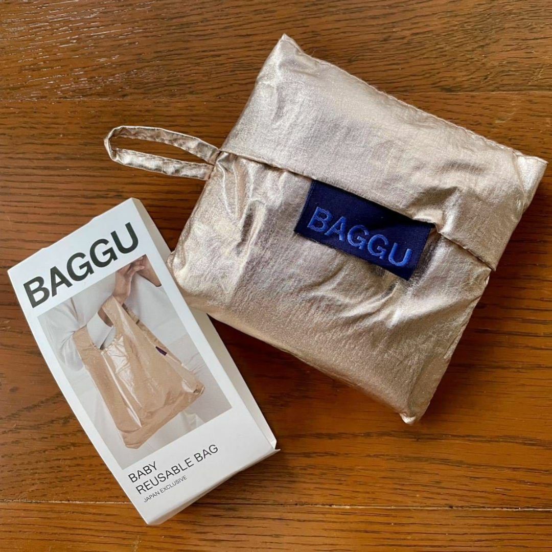 BAGGU(バグゥ)のBAGGU　BABY BAGGU　廃番品　メタリックピンクゴールド レディースのバッグ(エコバッグ)の商品写真