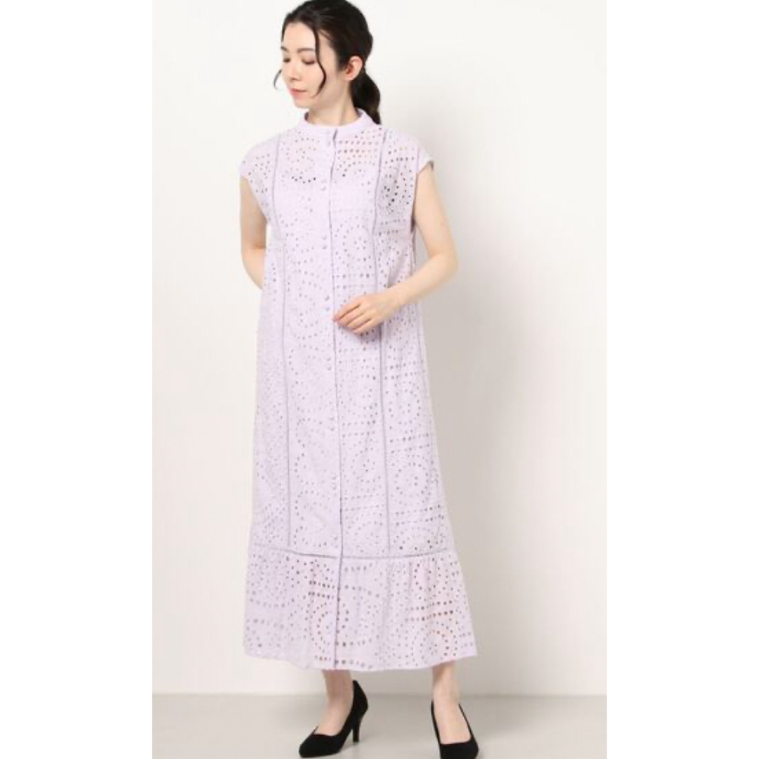 Ameri VINTAGE(アメリヴィンテージ)のEYELET LACE SHIRT DRESS レースロング　AMERI レディースのワンピース(ロングワンピース/マキシワンピース)の商品写真