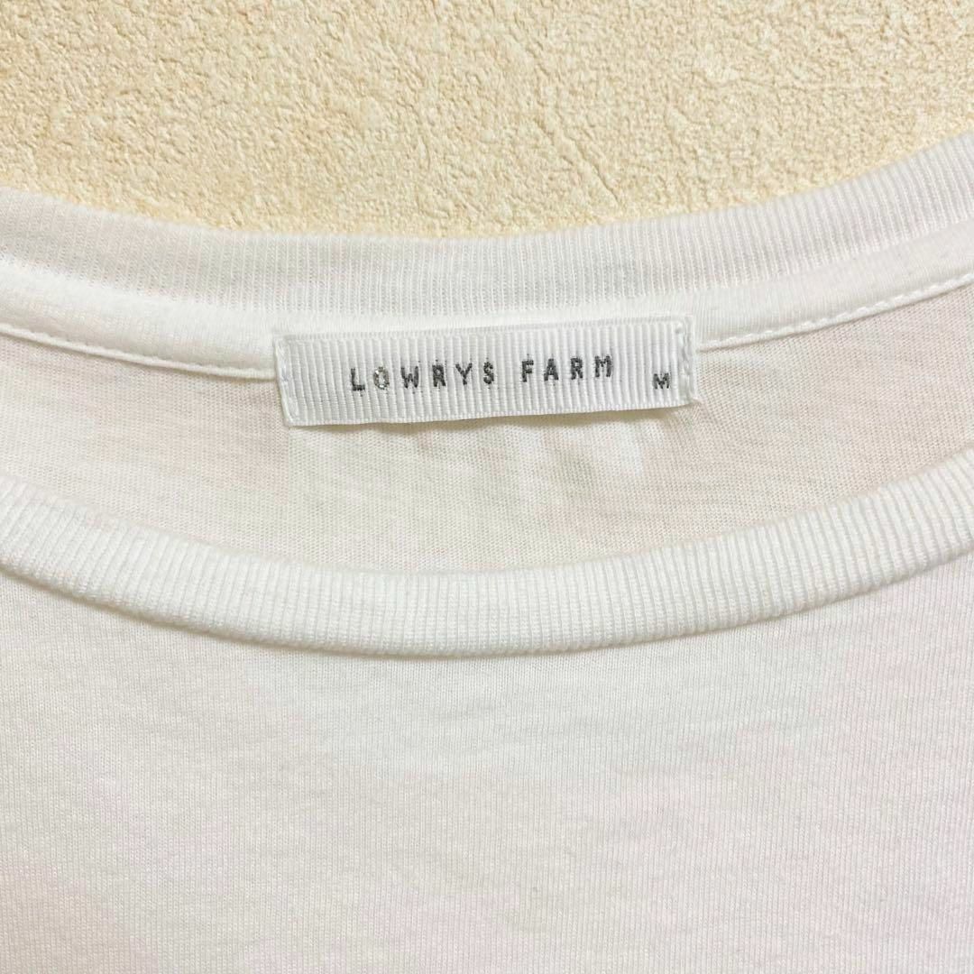 LOWRYS FARM(ローリーズファーム)のLOWRYS FARM ローリーズファーム　ロゴTシャツ 白　ドロップショルダー レディースのトップス(Tシャツ(半袖/袖なし))の商品写真