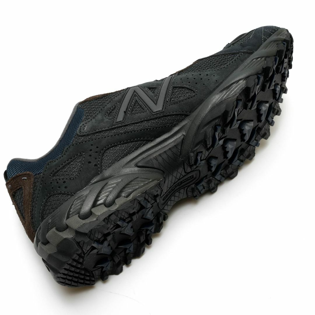 New Balance(ニューバランス)の新品 New Balance オフロードランニングシューズ メンズの靴/シューズ(スニーカー)の商品写真