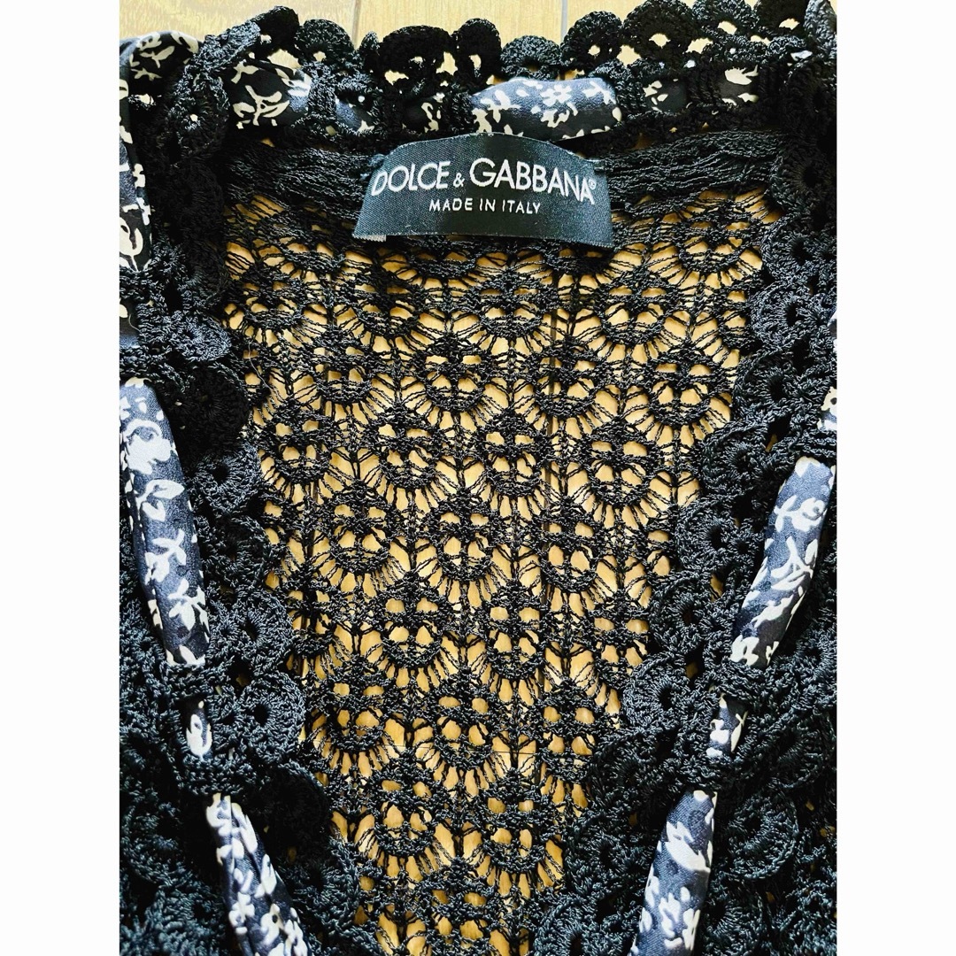 DOLCE&GABBANA(ドルチェアンドガッバーナ)の正規品　美品　ドルチェ&ガッバーナ カーディガン40 リボン　レース編みニット レディースのトップス(カーディガン)の商品写真