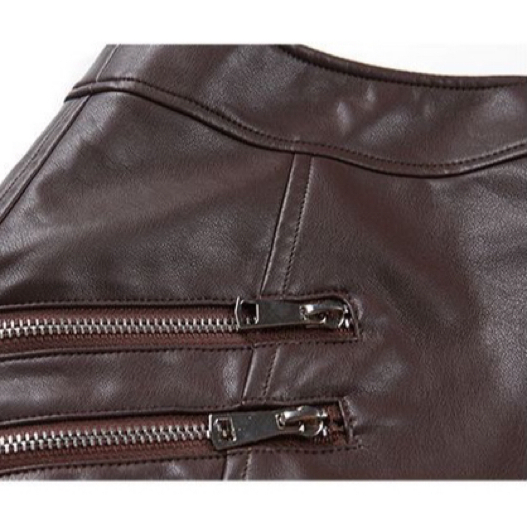 PU皮　レザー キュロット スカート　スリッド　ジップ　ブラック レディースのスカート(ミニスカート)の商品写真