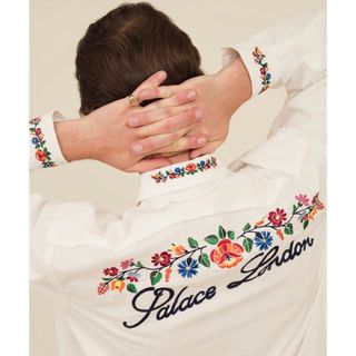 パレス(PALACE)のPalace Skateboads YE-HA(M)shirt (シャツ)