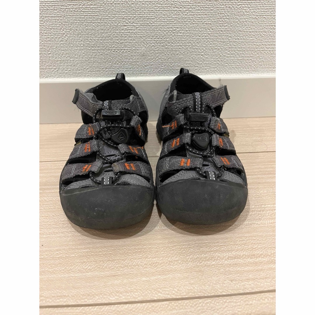 KEEN(キーン)のキーン　サンダル　18cm キッズ/ベビー/マタニティのキッズ靴/シューズ(15cm~)(サンダル)の商品写真