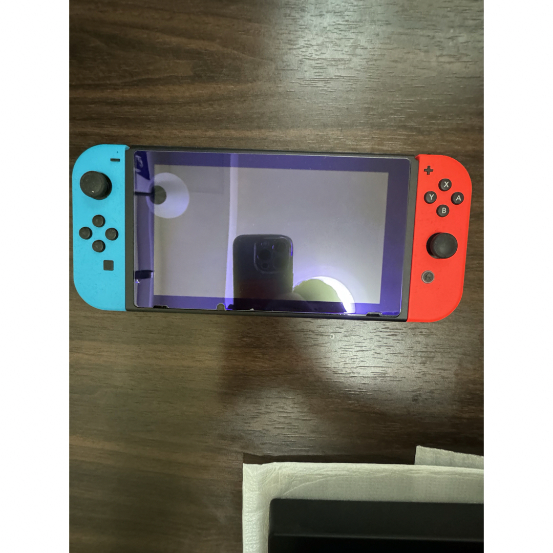 Nintendo Switch(ニンテンドースイッチ)のスイッチ本体ネオンカラー★(中古超美品)★匿名無料発送★ エンタメ/ホビーのゲームソフト/ゲーム機本体(家庭用ゲーム機本体)の商品写真