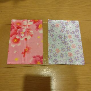 ハンドメイド　ポケットティッシュカバー2枚セット　花柄(その他)