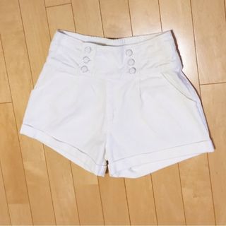 イング(INGNI)のINGNI  レディース　ショートパンツ　ホワイト　デニム　M(ショートパンツ)