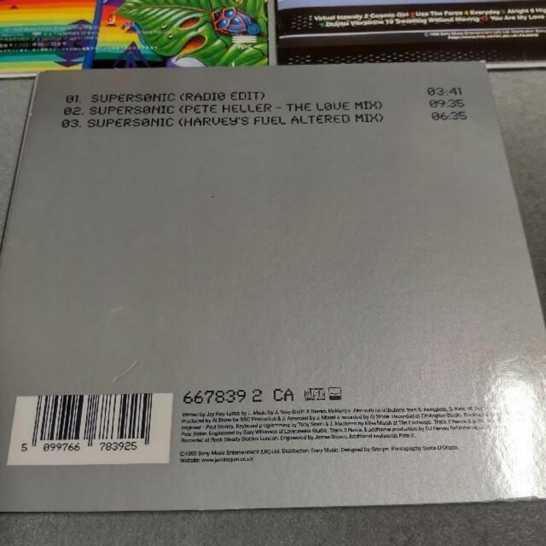 ジャミロクワイ CD 3枚 まとめて エンタメ/ホビーのCD(ポップス/ロック(洋楽))の商品写真