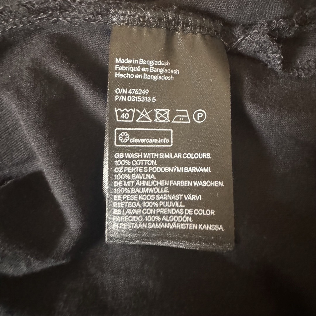 H&M(エイチアンドエム)の1 H&M メンズ　Tシャツ　黒　ロング丈 メンズのトップス(Tシャツ/カットソー(半袖/袖なし))の商品写真