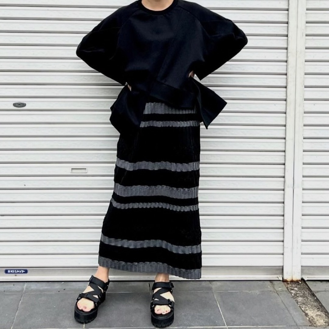 OSMOSIS(オズモーシス)のOSMOSIS★ラメボーダーニットスカート レディースのスカート(ロングスカート)の商品写真