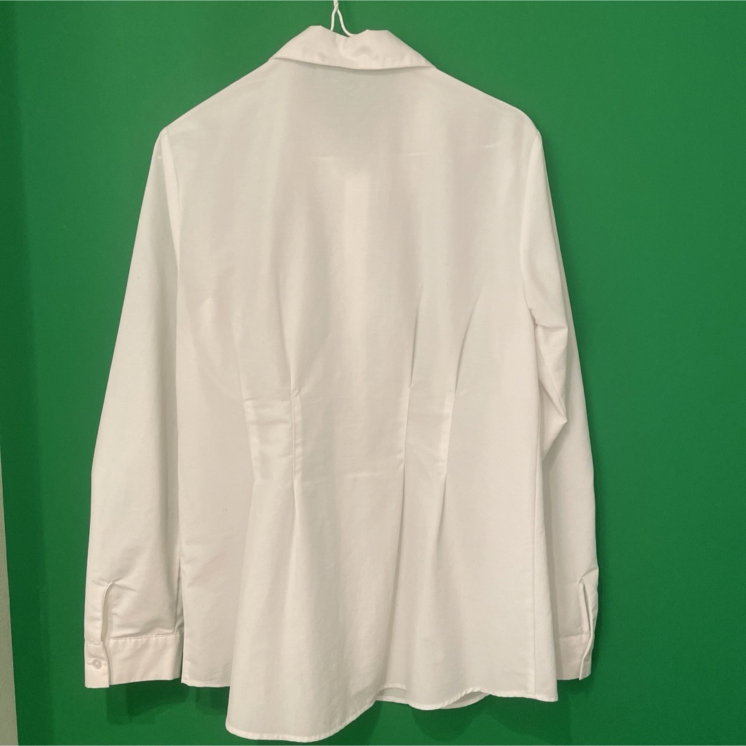 ikka(イッカ)の白ワイシャツブラウス【ikka・GU】3枚 レディースのトップス(シャツ/ブラウス(長袖/七分))の商品写真