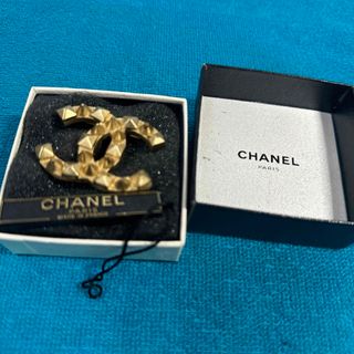 シャネル(CHANEL)のCHANEL⭐️ブローチ(コサージュ/ブローチ)