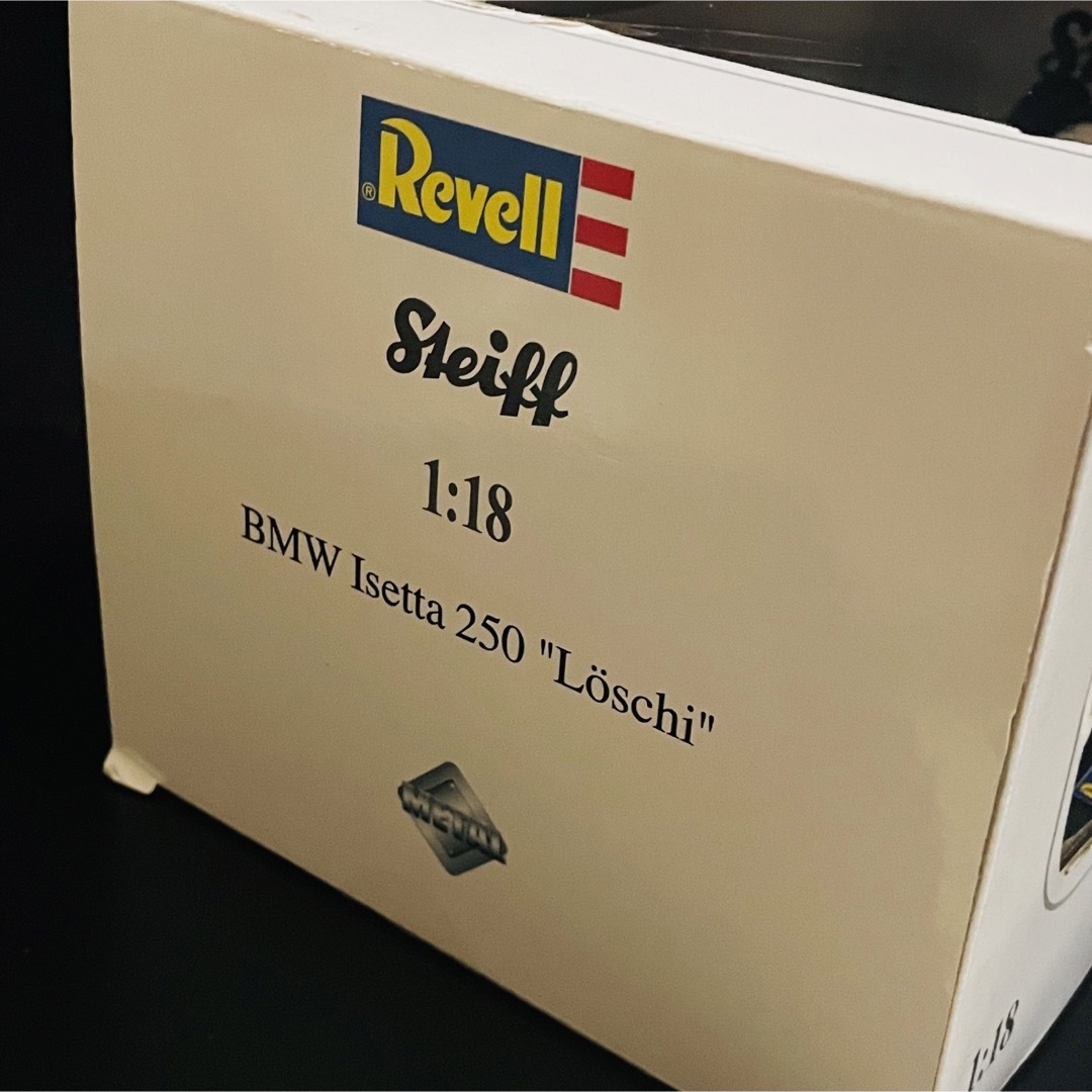 Steiff(シュタイフ)のドイツ限定 1/18 Revell × Steiff BMW イセッタ 消防車 エンタメ/ホビーのおもちゃ/ぬいぐるみ(ミニカー)の商品写真