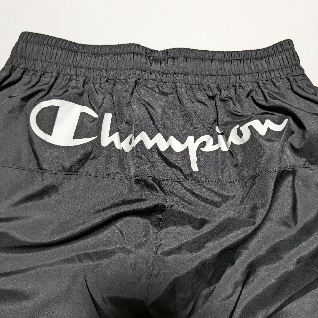 Champion(チャンピオン)の中古 チャンピオン Champion ショートパンツ 黒 メンズ Mサイズ スポーツ/アウトドアのランニング(ウェア)の商品写真