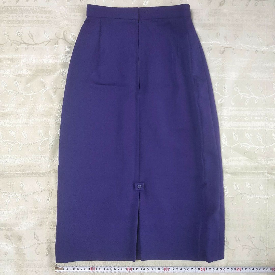 ロングスカート 青紫色 パープル 春 秋 ミモレ ミディ 台形 Aライン 膝下 レディースのスカート(ひざ丈スカート)の商品写真