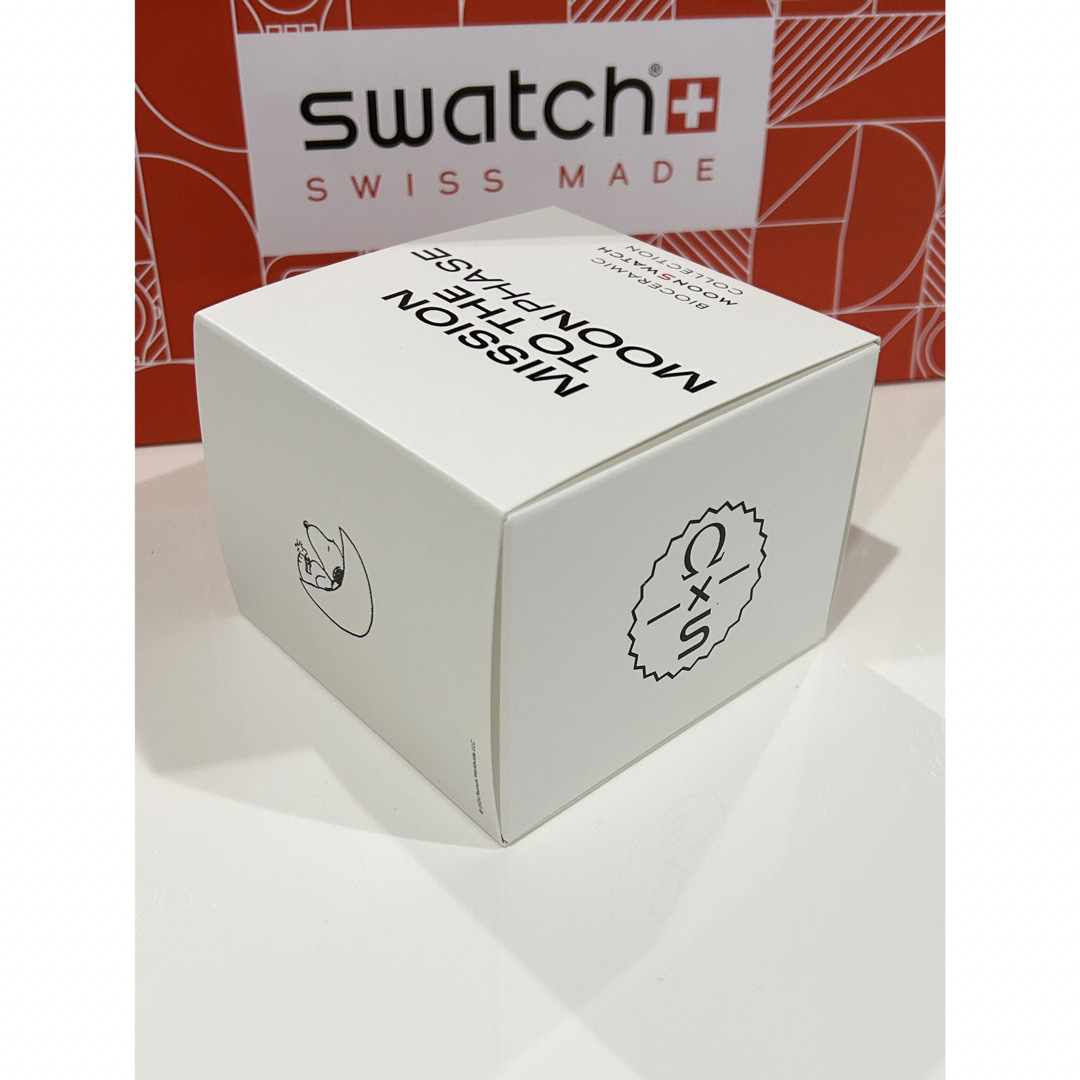 OMEGA(オメガ)のSwatch × OMEGA × Snoopy スピードマスター ムーンフェイズ メンズの時計(腕時計(アナログ))の商品写真