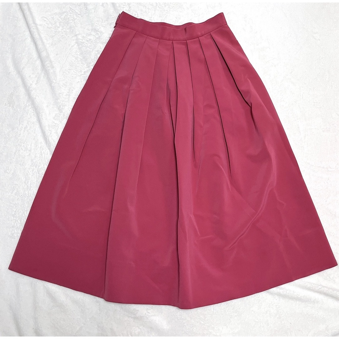SHE Tokyo Anna　サテンスカート 38 レディースのスカート(ロングスカート)の商品写真