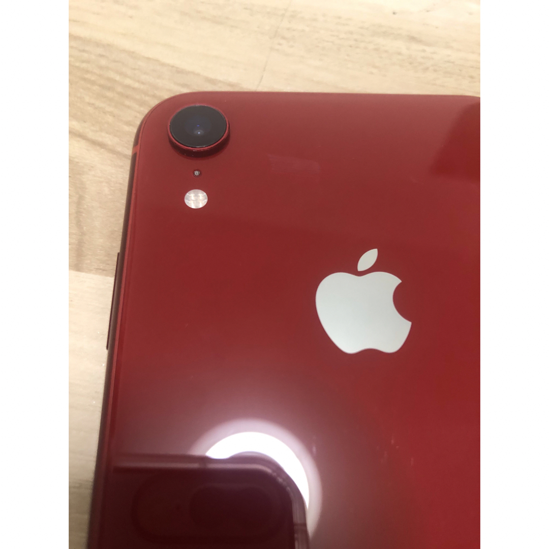 iPhone(アイフォーン)のiPhone XR 64GB （PRODUCT）RED SIMフリー スマホ/家電/カメラのスマートフォン/携帯電話(スマートフォン本体)の商品写真