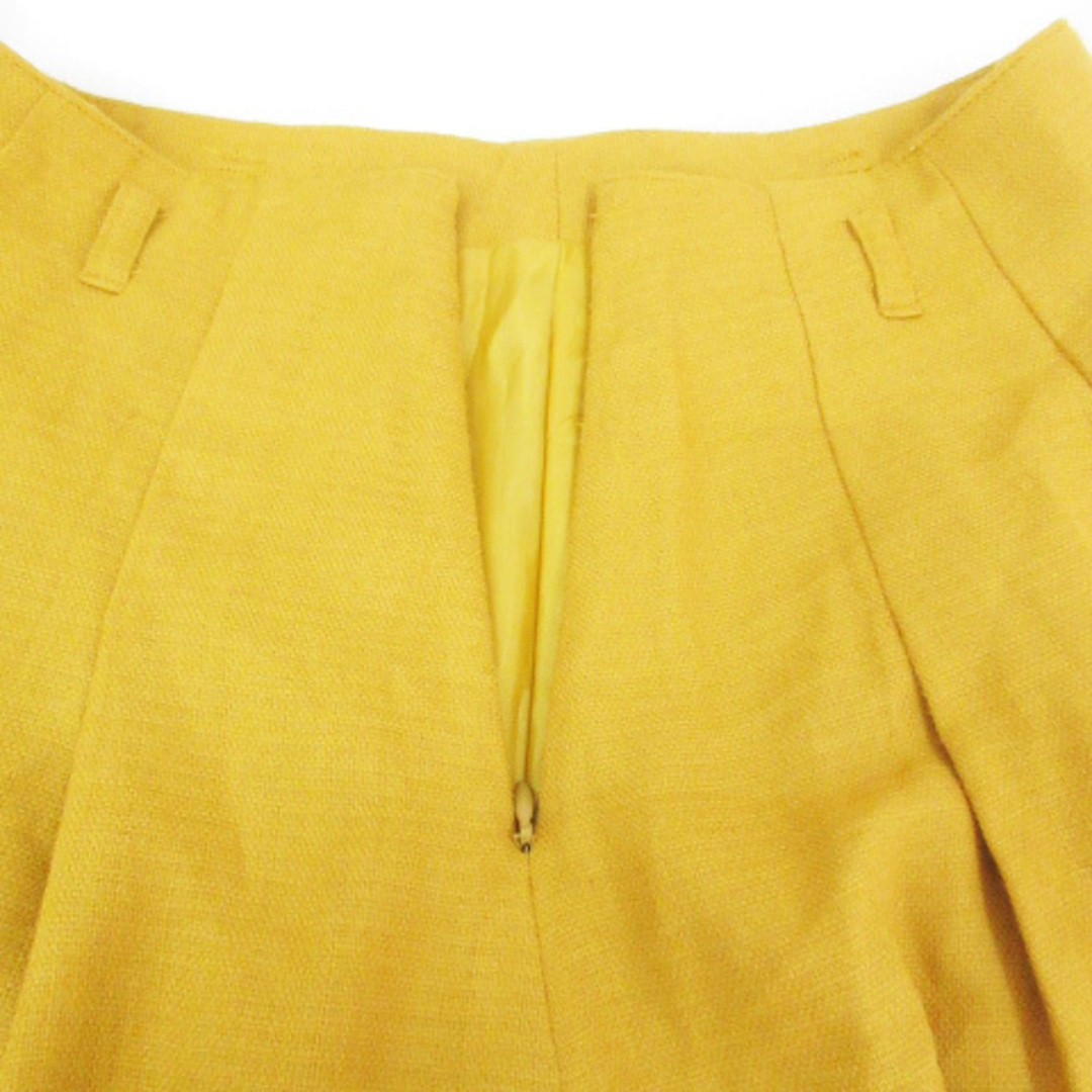 Fabulous Angela(ファビュラスアンジェラ)のファビュラス アンジェラ プリーツスカート フレアスカート ひざ丈 S 黄色 レディースのスカート(ひざ丈スカート)の商品写真
