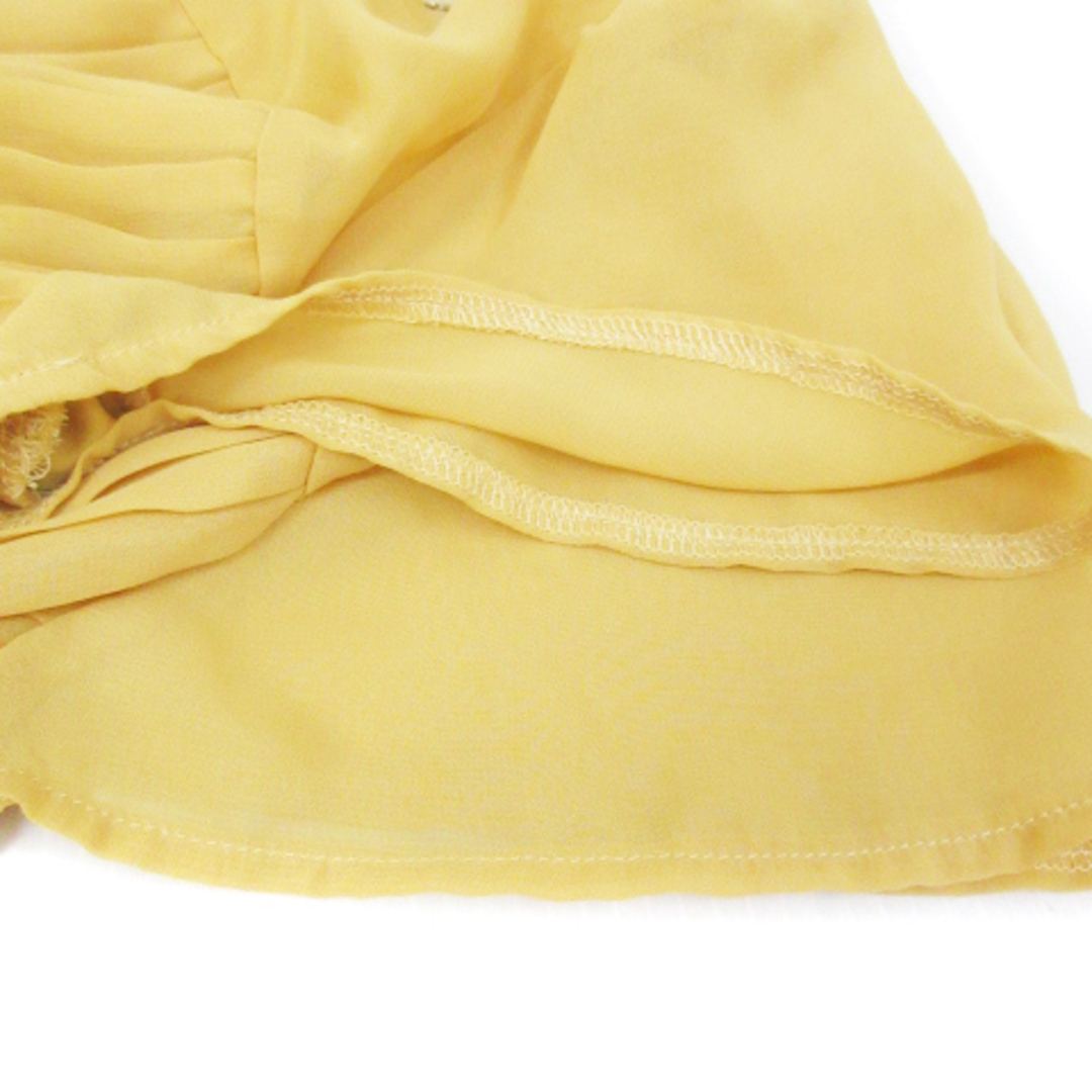 Rope' Picnic(ロペピクニック)のロペピクニック ノーカラーシャツ ブラウス 半袖 プリーツ 無地 38 M 黄色 レディースのトップス(シャツ/ブラウス(半袖/袖なし))の商品写真