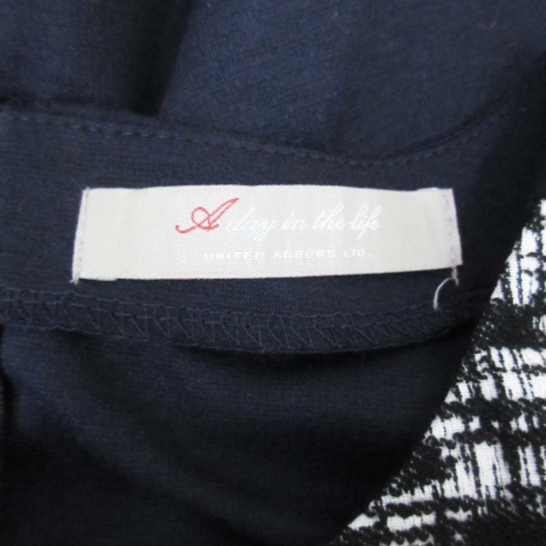 ユナイテッドアローズ カットソー 五分袖 ラウンドネック 切替 総柄 紺 黒 レディースのトップス(その他)の商品写真