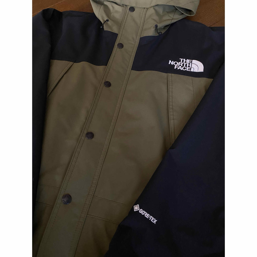 THE NORTH FACE(ザノースフェイス)の美品　THE NORTH FACE マウンテンライトジャケット Ｌサイズ メンズのジャケット/アウター(マウンテンパーカー)の商品写真