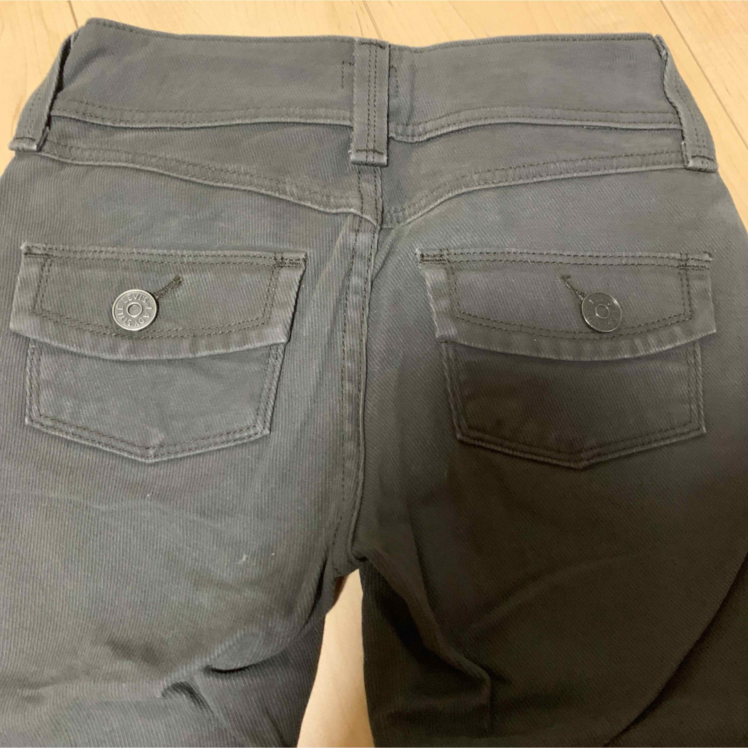 Levi's(リーバイス)のリーバイス　ブーツカット レディースのパンツ(デニム/ジーンズ)の商品写真