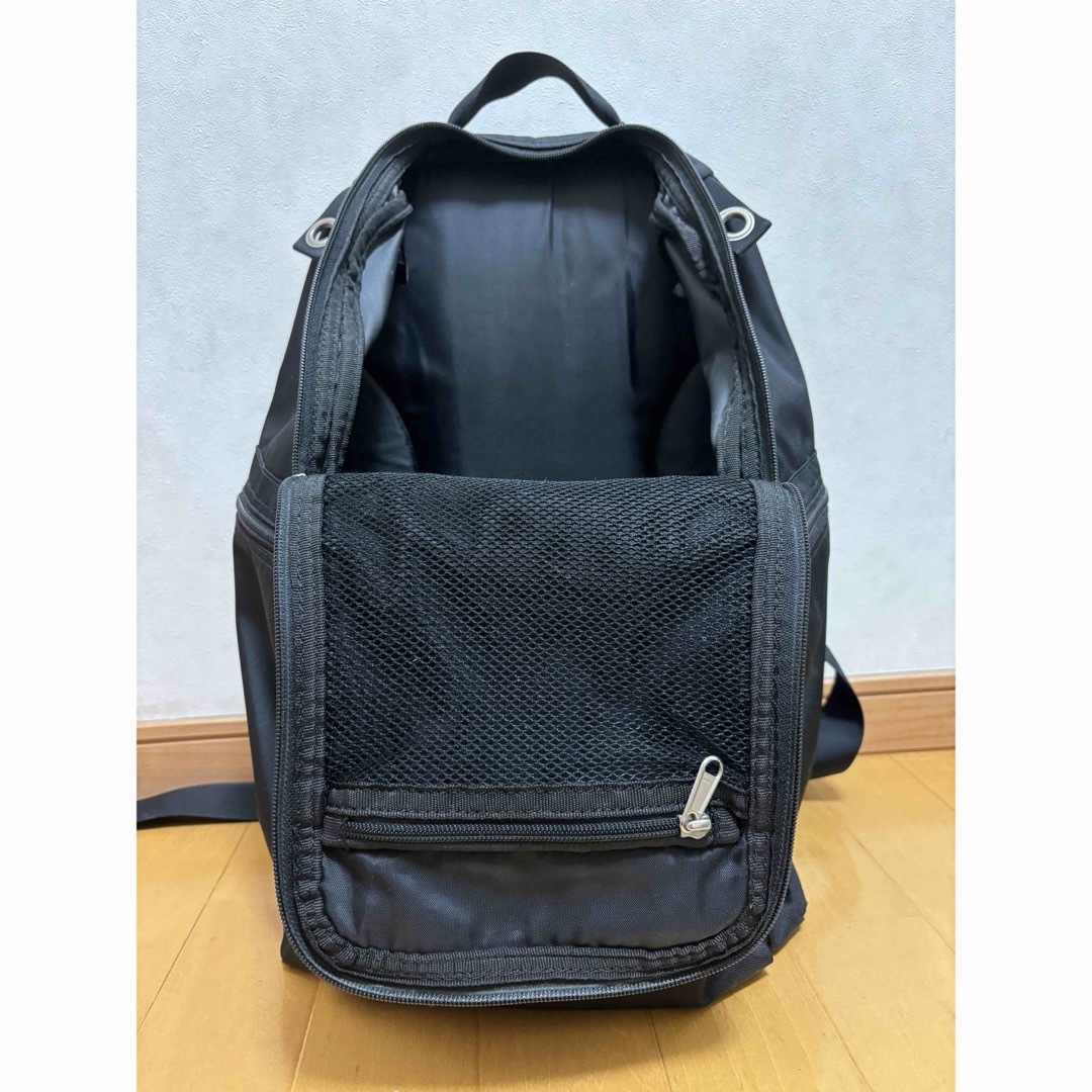 marimekko(マリメッコ)のマリメッコ　リュック　BUDDY  ブラック　美品 レディースのバッグ(リュック/バックパック)の商品写真