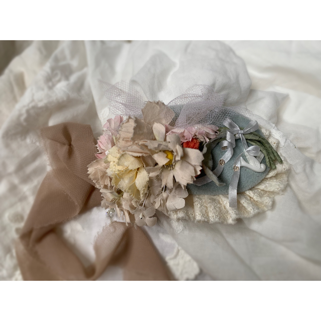 ⑩ 小さい白い鳥 ヘッドドレス ドール 人形 ブライス 小物 ボネ アクセサリー ハンドメイドのぬいぐるみ/人形(ぬいぐるみ)の商品写真