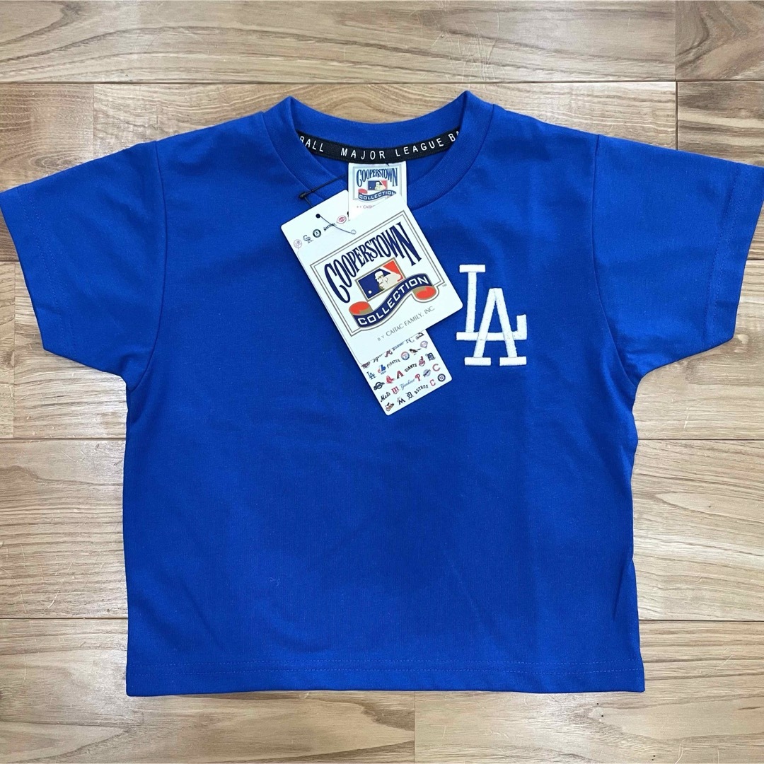 MLB(メジャーリーグベースボール)の【100】MLB公式 ドジャース　ロゴ刺繍　半袖Tシャツ●ユニフォーム　大谷翔平 キッズ/ベビー/マタニティのキッズ服男の子用(90cm~)(Tシャツ/カットソー)の商品写真