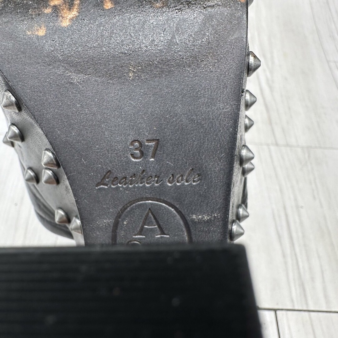ASH(アッシュ)の【ASH】アッシュ 23.5 スタッズサンダル ヒール 37 レディースの靴/シューズ(サンダル)の商品写真